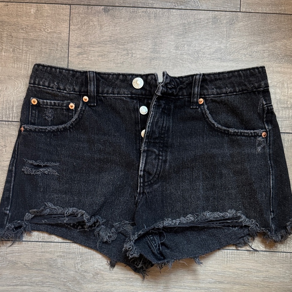 Zara Black Frayed Hem Jean Shorts